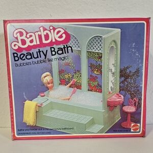 Vintage 1975 Barbie Beauty Bath With Original Box Mattel